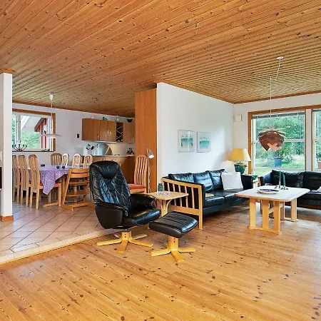 Modern Holiday In With Sauna 펜션 *