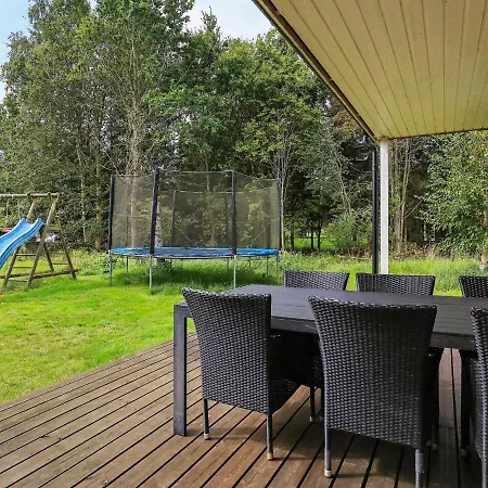 Modern Holiday In With Sauna Hals