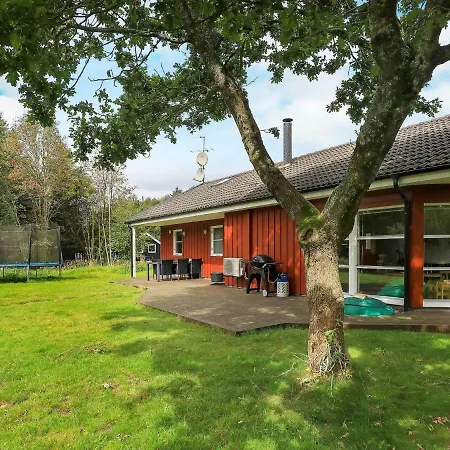 Modern Holiday In With Sauna Hals